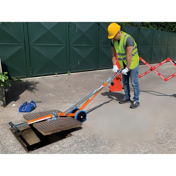 CL10 Magnet Manhole Lifter - Image 3