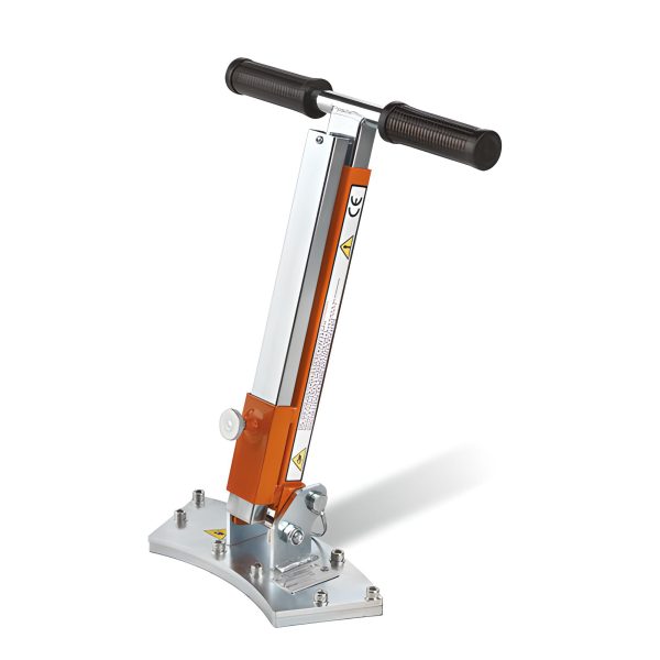 CL11 Curved Base Magnetic Manhole Lifter