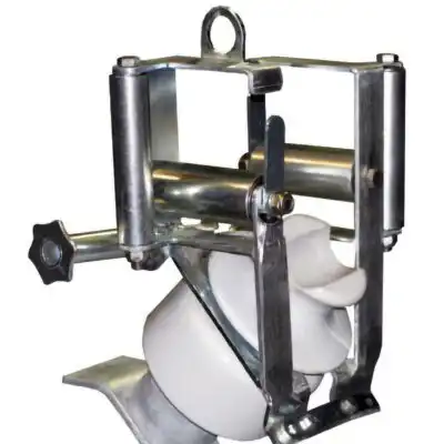 Hearthill Insulator Cable Bracket for 45 deg Mounted Insulators